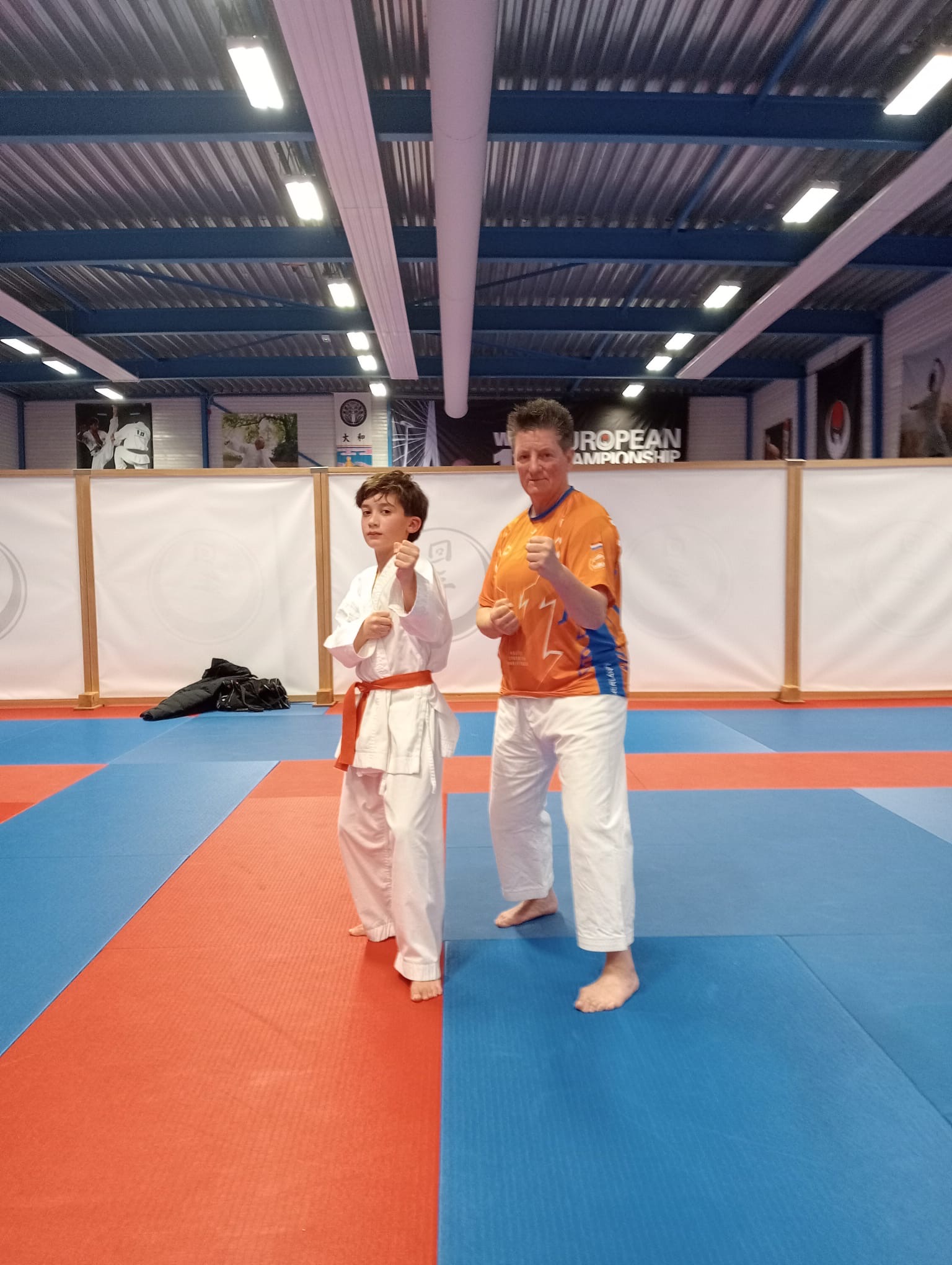 Julian net na de training met bondscoach Annelies Bouma.